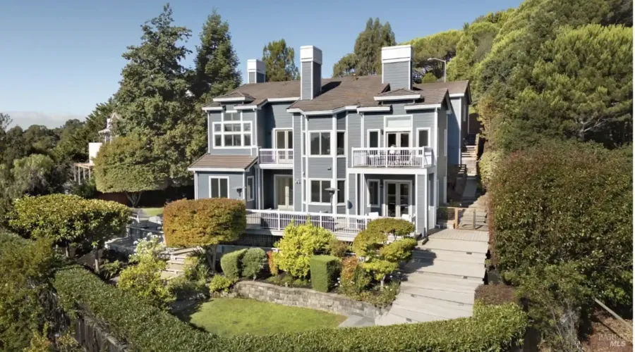 100 Monterey Dr, Tiburon, California, United States, 5 Bedrooms Bedrooms, ,4.5 BathroomsBathrooms,Residential,For Sale,1946443